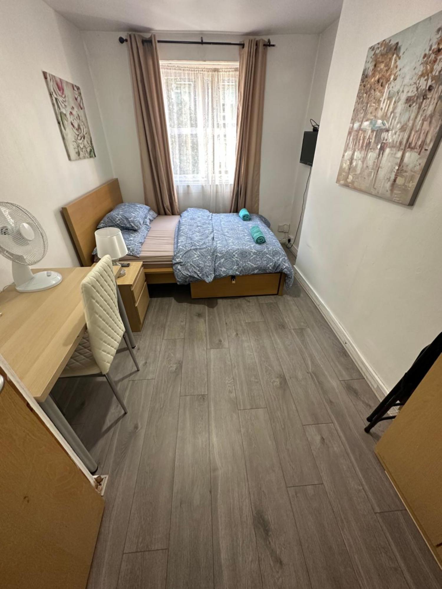 City Apartment 2 London Bagian luar foto